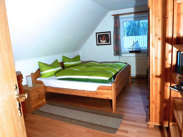 Schlafzimmer---1
